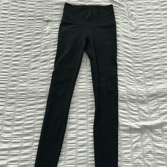 Lululemon leggings - Picture 1 of 4
